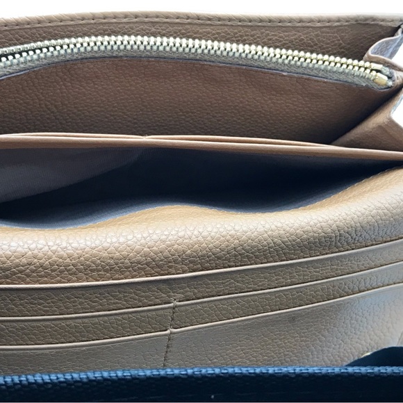 EUC PRADA LOGO TAN LONG LEATHER WALLET - Picture 14 of 16